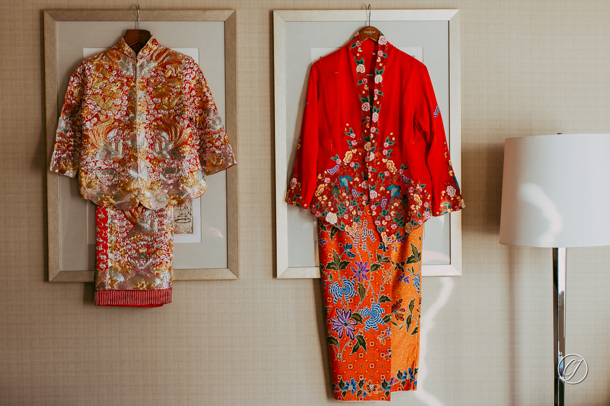 Traditional Chinese Kua and Nyonya Kebaya for wedding