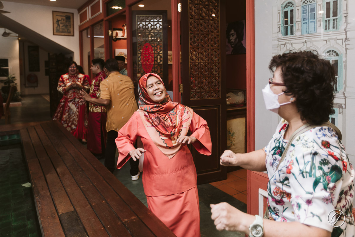 Dancing during wedding at Nyonya Lin’s Kitchen by Baba Ricky