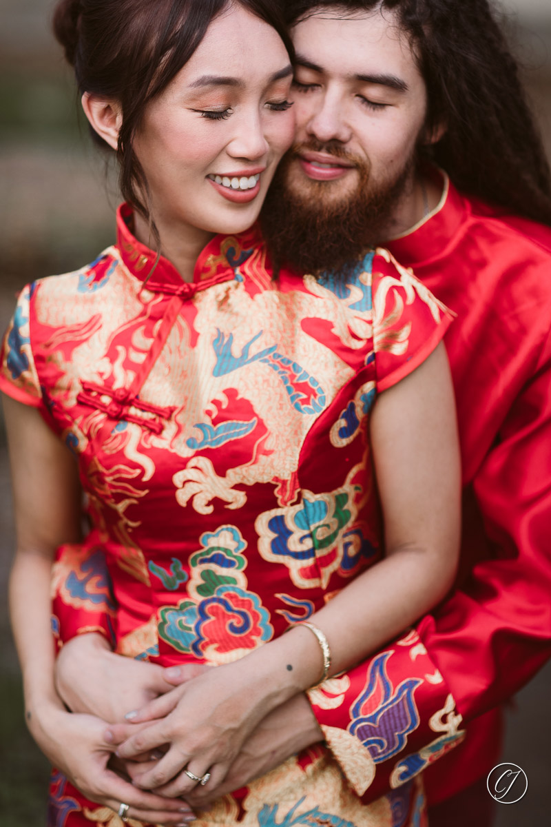 Loving couple in Melaka, Malaysia, portrait session