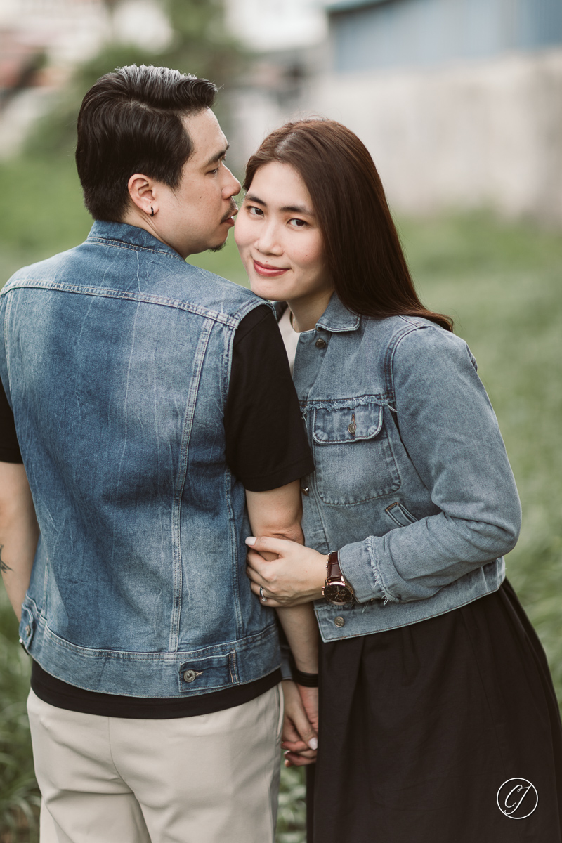 Casual portrait with bride and groom