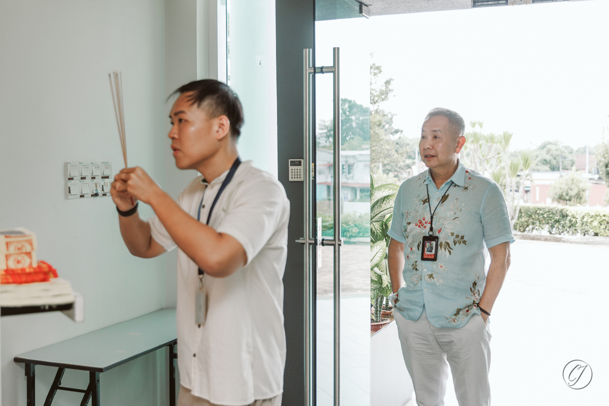 Prayer before the opening ceremony