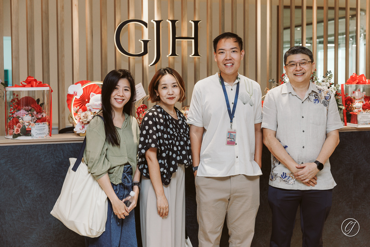 Ms. Mayu and team with Mr. Yeow and Mr. Lim
