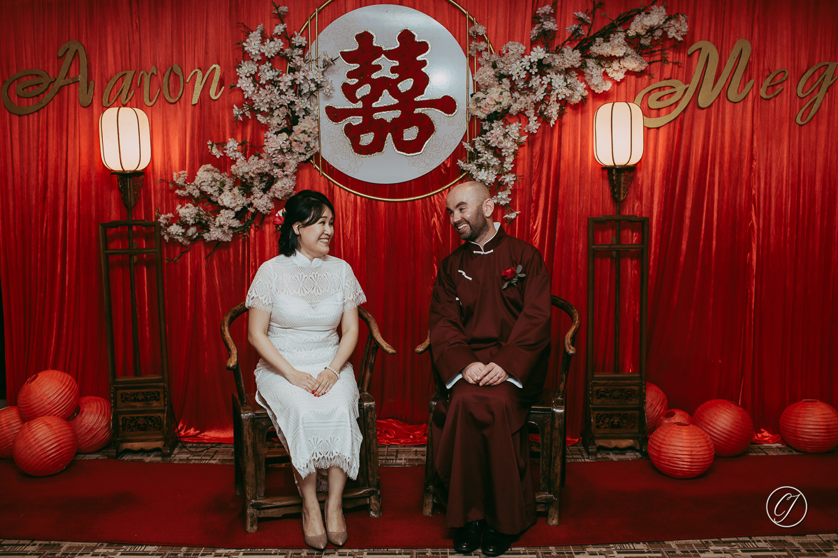 Oriental theme wedding photobooth backdrop